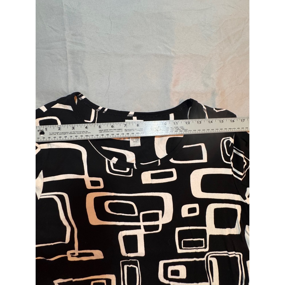 Chicos Black White Geometric Square Print Scoop Neck Top Size 2 XL - Picture 6 of 6